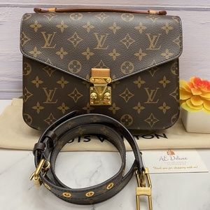 ❤️‍🩹SOLD❤️‍🩹 Louis Vuitton Pochette Métis Monogram Crossbody Bag (PL1138)